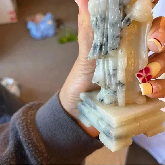 Vintage 1920s/30s Chinese Carved Soapstone Figurines - Picture 5 of 5